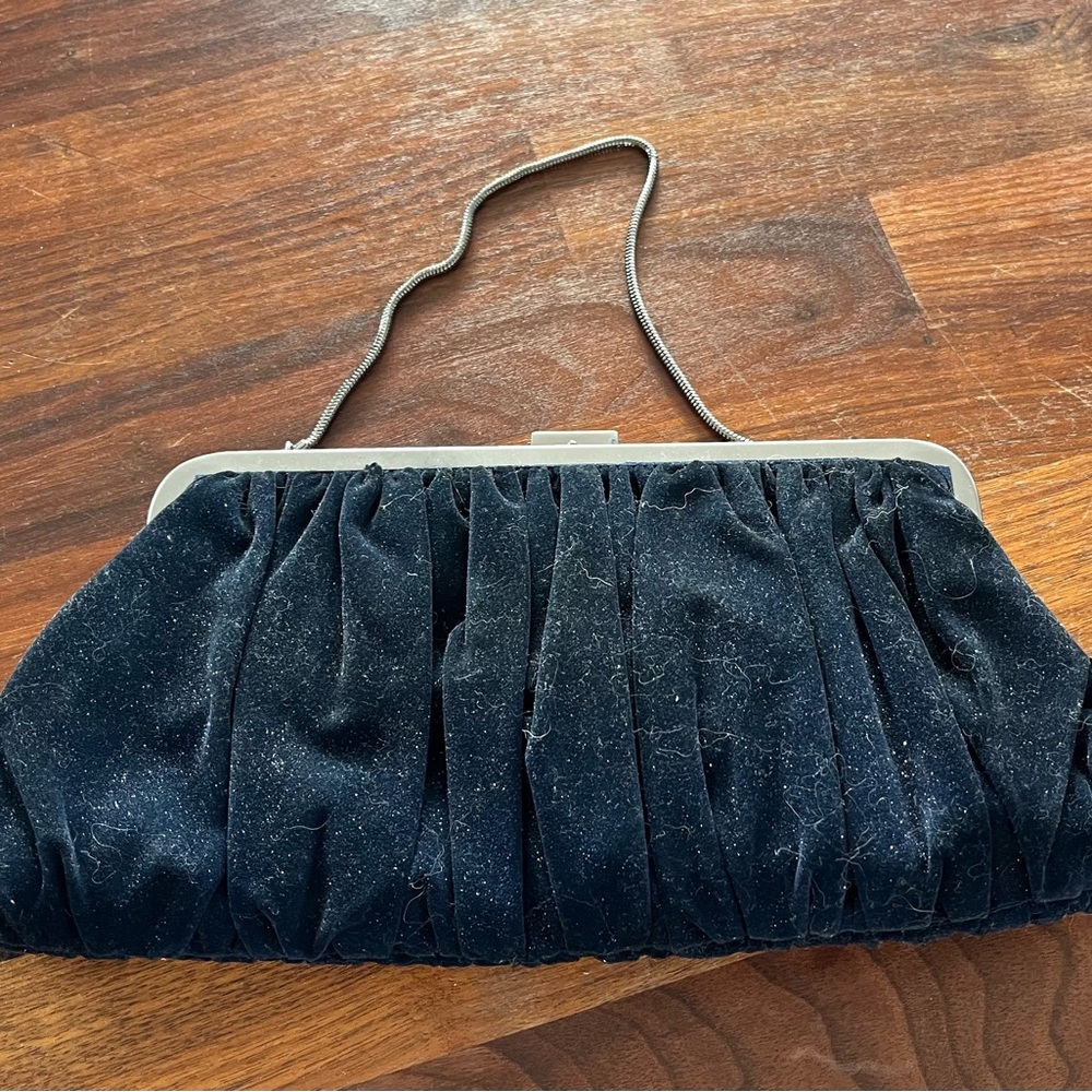 Navy clutch